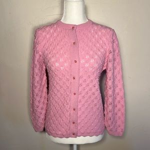 Vintage College Point Pink Crochet Wintuk Acrylic Button Up Cardigan Scallop Hem